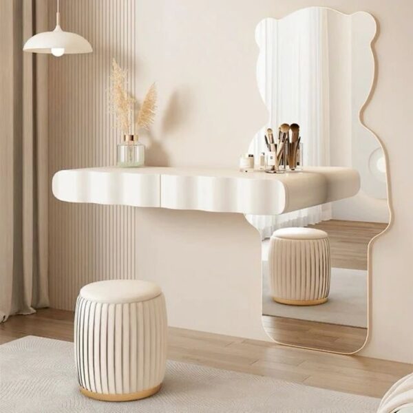 Teddy Dressing Table